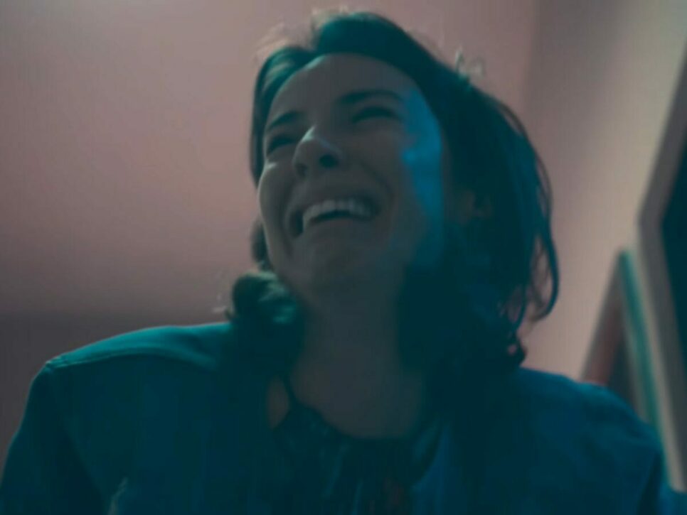 Lara (Andreia Horta) em Um Lugar ao Sol (Reprodução/Globo)