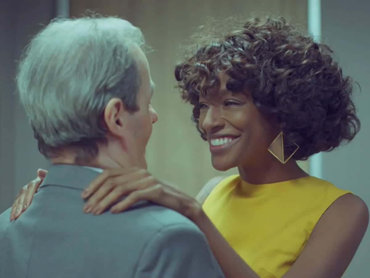 Túlio (Daniel Dantas) e Ruth (Pathy Dejesus) em Um Lugar Ao Sol (Foto: Reprodução)