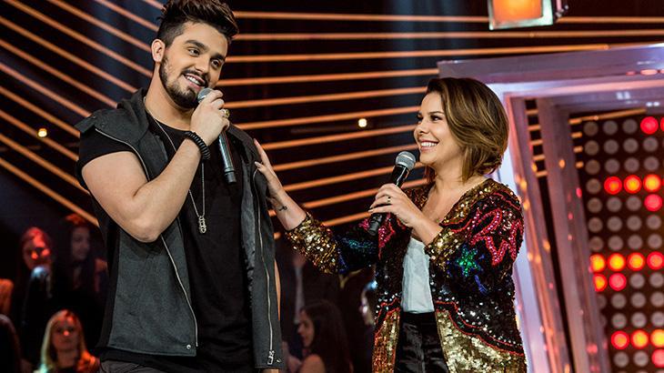 Fernanda Souza e Luan Santana comandavam o Só Toca Top, na Globo (Foto: Reprodução)