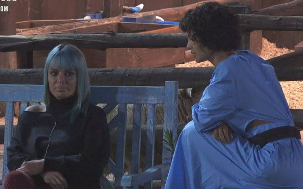 A Fazenda 13: Aline aconselha Valentina sobre amizade com Dayane: 'Você tá cega'