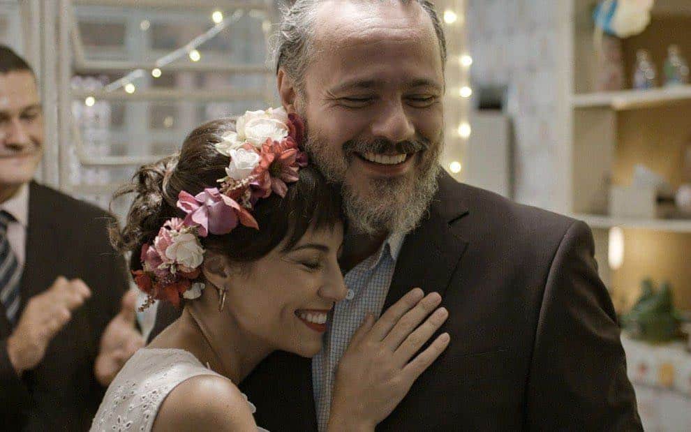 Um Lugar ao Sol: Lara supera morte de Christian ao se casar com Mateus