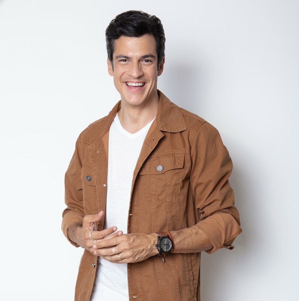 Mateus Solano revela motivo de evitar expor casamento (Reprodução)