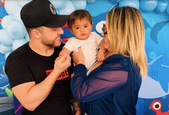 Murilo Huff, Marília Mendonça e o pequeno Léo, que completará dois anos no mês que vem (Foto: Reprodução)