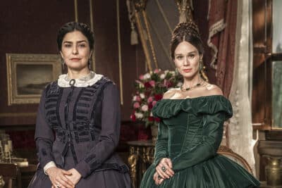 Nos Tempos do Imperador: Teresa Cristina e Luísa selam trégua (Foto: Reprodução)