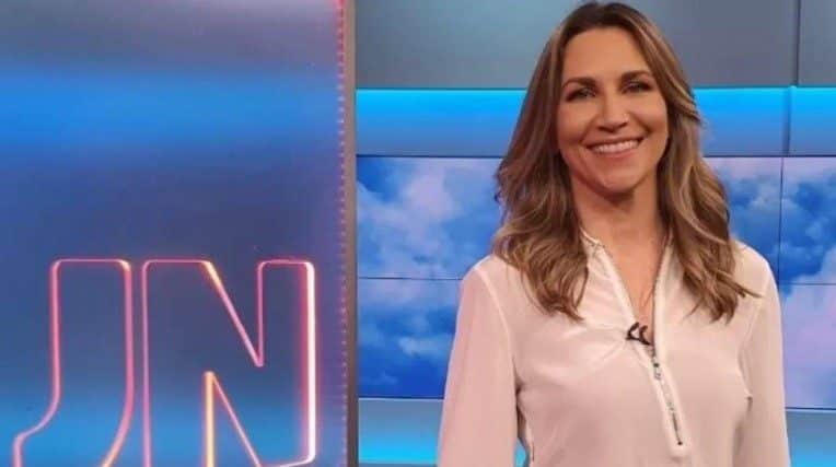 Jornalista Anne Lottermann agora está com Faustão na Band e deixou William Bonner (Foto: Reprodução)