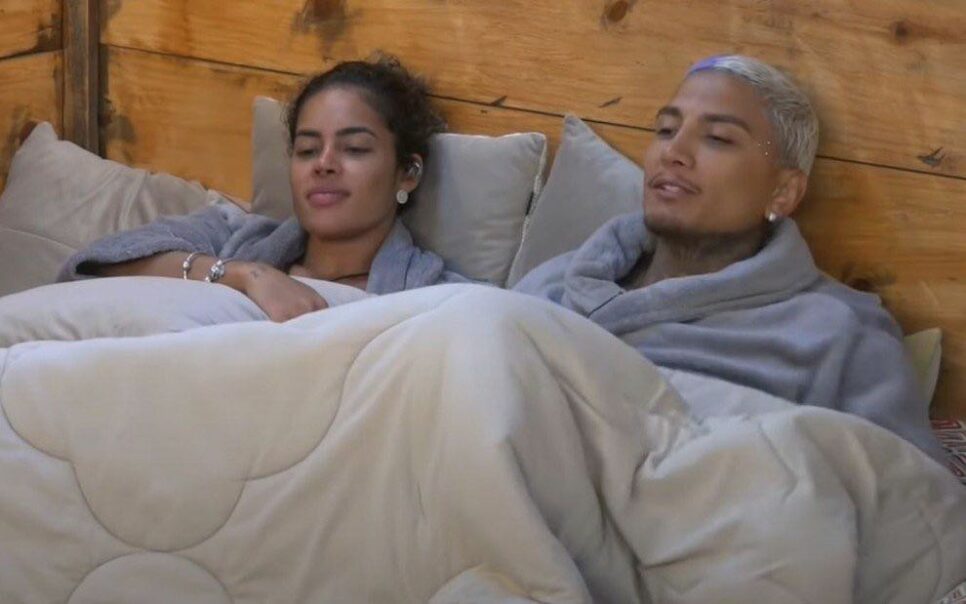 Sem saberem de nada, Sthe e Dynho planejam viagem de casal em Cancún depois de A Fazenda 13 (Foto: Reprodução/PlayPlus)