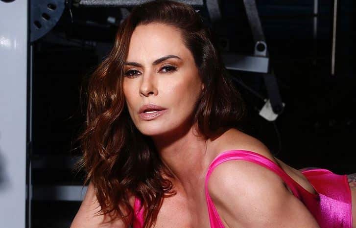 Núbia Óliiver revela crush famoso (Foto: Reprodução)