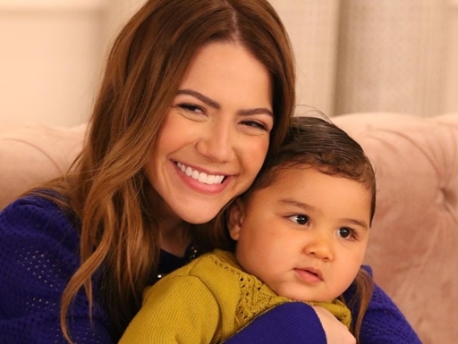 Sarah Poncio e seu filho adotivo (Foto: Reprodução)