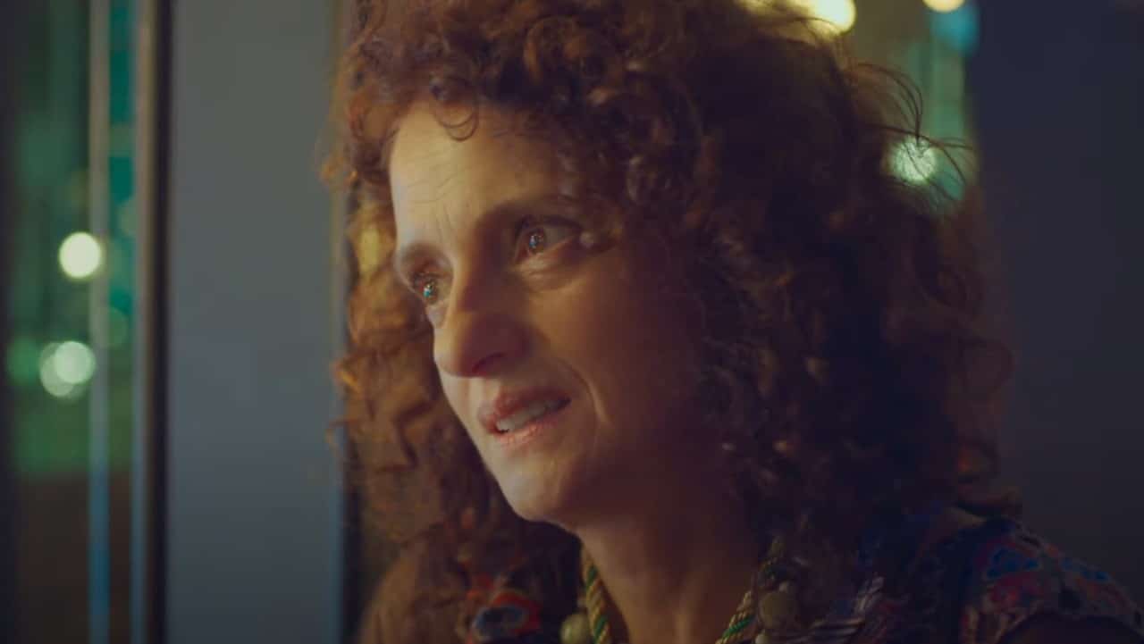 Júlia (Denise Fraga) em Um Lugar ao Sol (Reprodução/Globo)