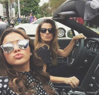 Ingrid Guimarães é aconselhada por Bruna Marquezine (Foto: Reprodução)