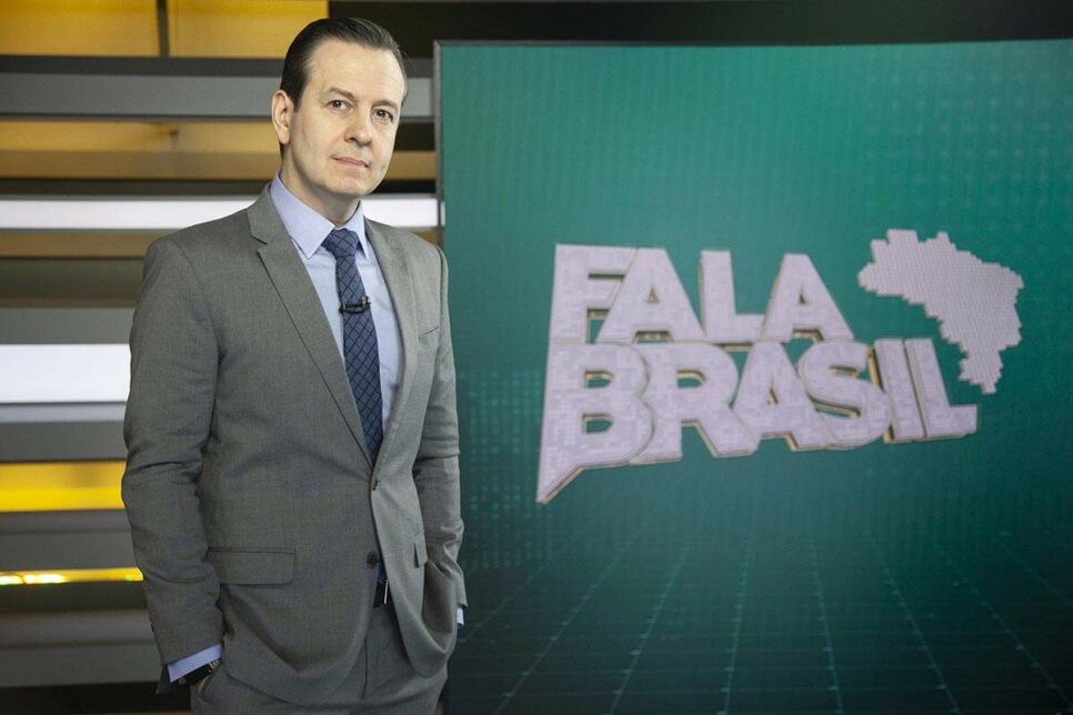 Celso Zucatelli ganha programa nos domingos da Record (Foto: Reprodução)