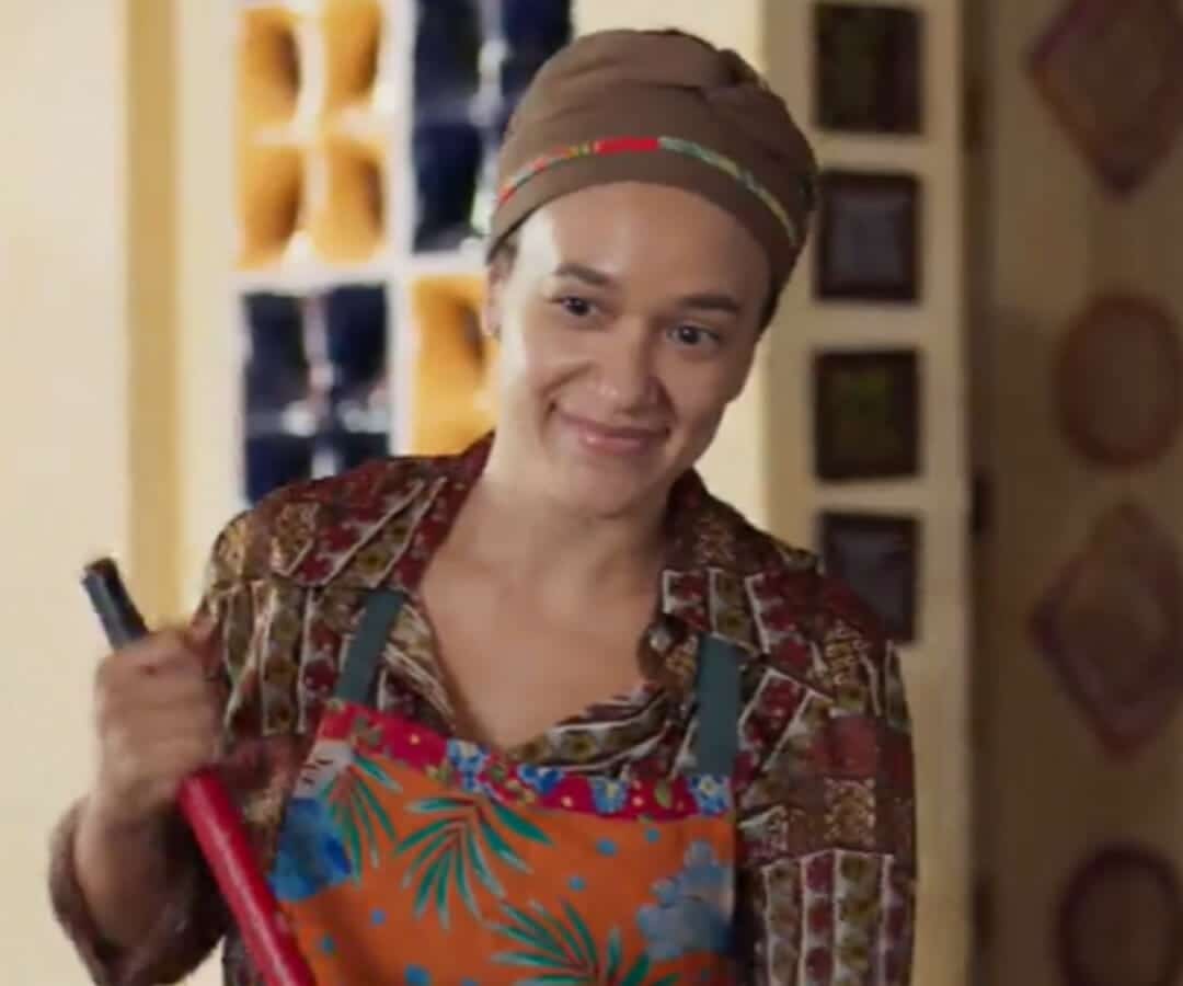 Thaiane (Georgina Castro) em Um Lugar ao Sol (Reprodução/Globo)