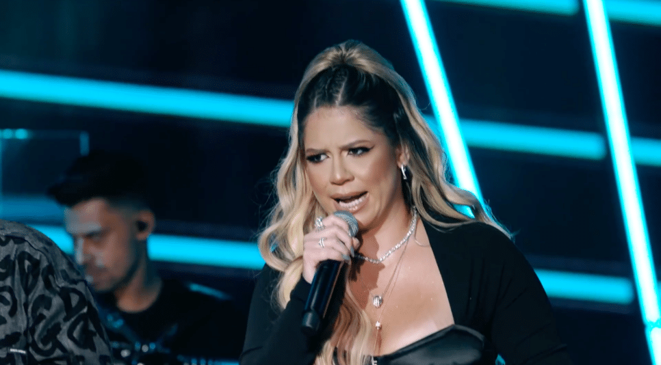 Ex-empresário de Marília Mendonça inicia processo milionário contra a famosa cantora sertaneja (Foto: Reprodução)