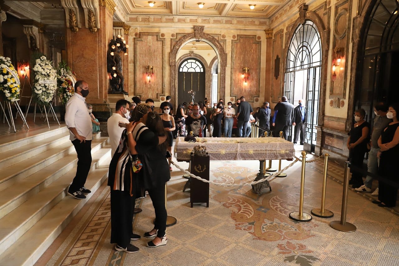 Velório da cantora Elza Soares no Theatro Municipal do Rio de Janeiro (Foto: Reprodução/ Ag News)