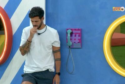 BBB22: Após ‘acampamento’ de Rodrigo no Big Fone, Boninho promete trote (Reprodução/Globo)