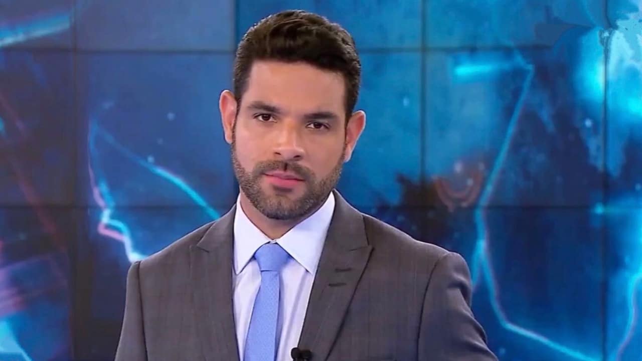 Darlisson Dutra não consegue chamar atenção com SBT Notícias e acaba na pior (Foto: Reprodução)