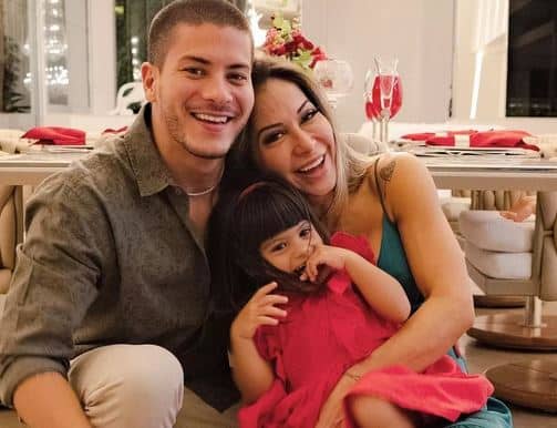 Mayra Cardi fala sobre Arthur Aguiar no BBB22 (Foto: Reprodução)