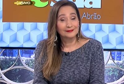 Imagem do post Sonia Abrão é flagrada trancada em banheiro por Roberto Carlos durante 7h e confessa: “Disse que eu jamais conseguiria”