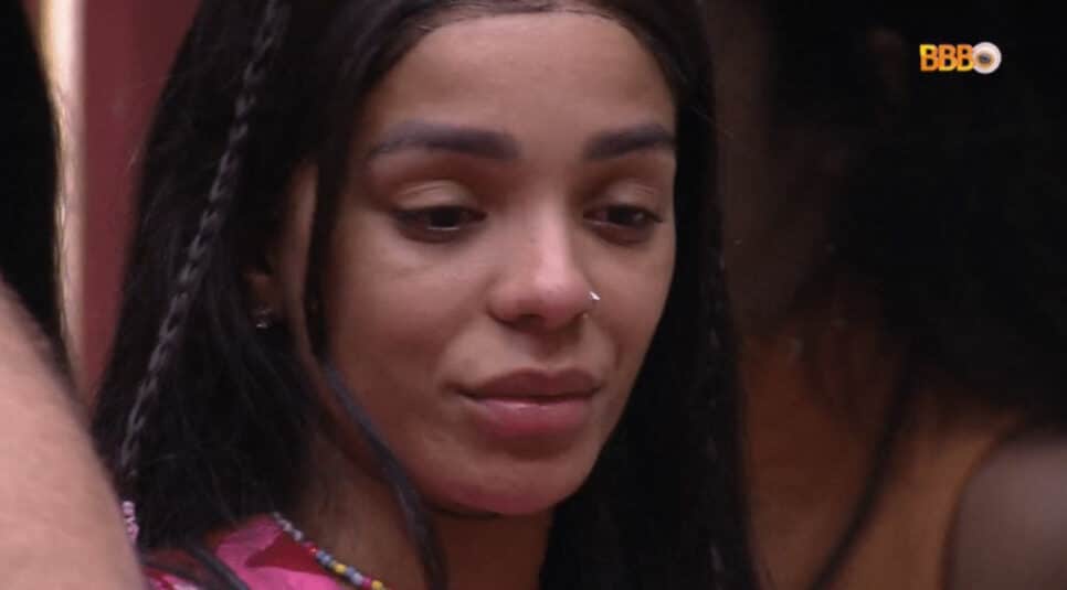 BBB 22: Brunna 'sai do vaso' e fica irritada com Gustavo: 'Babaca'