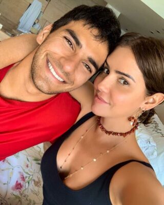 Deborah Secco e o marido (Foto: Reprodução)