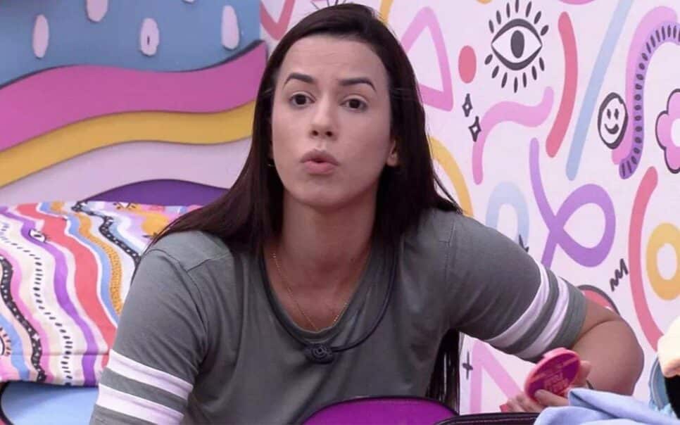 BBB 22: Larissa expõe plano para ser a vilã desta edição: 'Pão que o Diabo amassou'