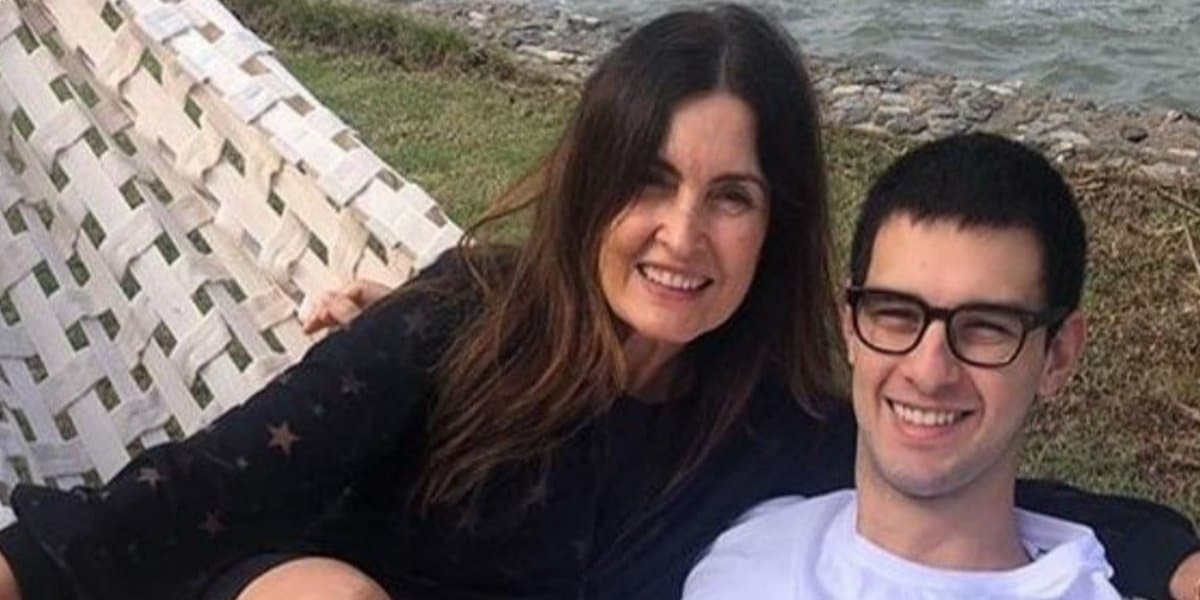 Filho de William Bonner assume namoro, ganha apoio de Fátima Bernardes e vai embora de casa (Reprodução)