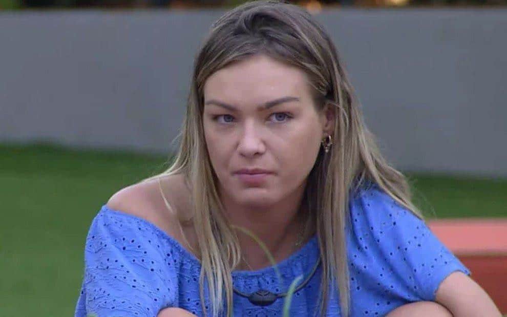 BBB 22: Após conversa, Bárbara volta a detonar Douglas: 'Não está nem aí'