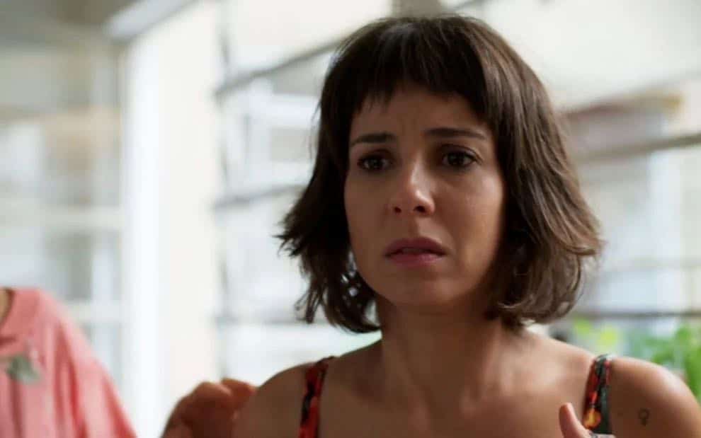 Lara deixa Christian na trama da Globo (Foto: Reprodução/Globo)