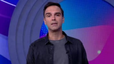 Tadeu Schmidt comanda o BBB (Foto: Reprodução)