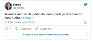 Internautas detonaram Larissa por entrar na coberta de PA (Foto: Reprodução / Twitter)