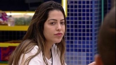 Imagem do post BBB22: Após eliminação de aliada, Laís joga a toalha e desabafa: “Vou embora”