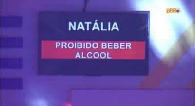 Imagem do post BBB22: Produção proíbe Natália de ingerir bebidas alcoólicas