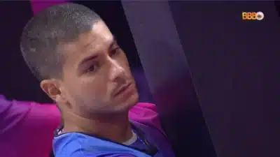 Imagem do post BBB22: Arthur Aguiar se machuca e é o segundo a deixar a prova