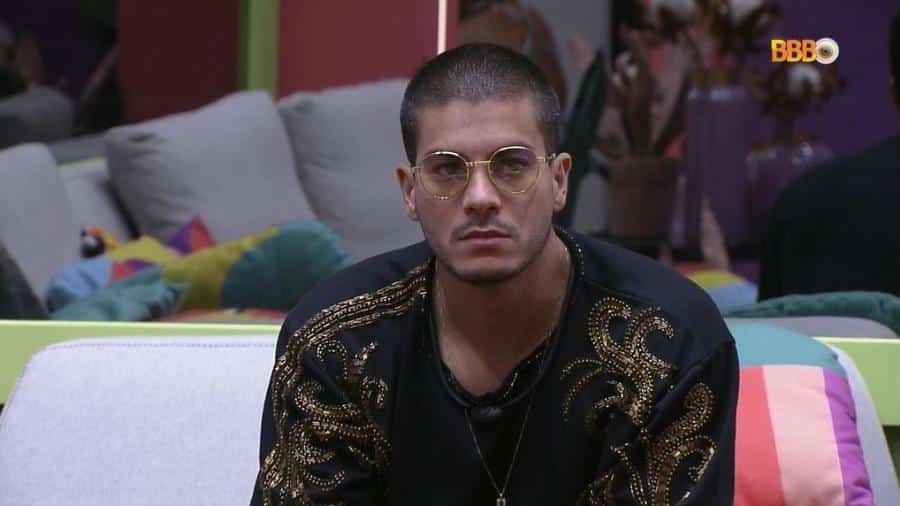 Audiências 30/03/22: BBB22 sofre queda e Record explode com futebol (Foto: Reprodução)