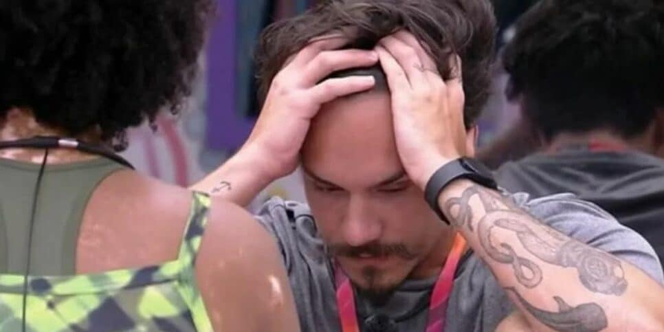 Eliezer se revolta no BBB22 (Foto: Reprodução)