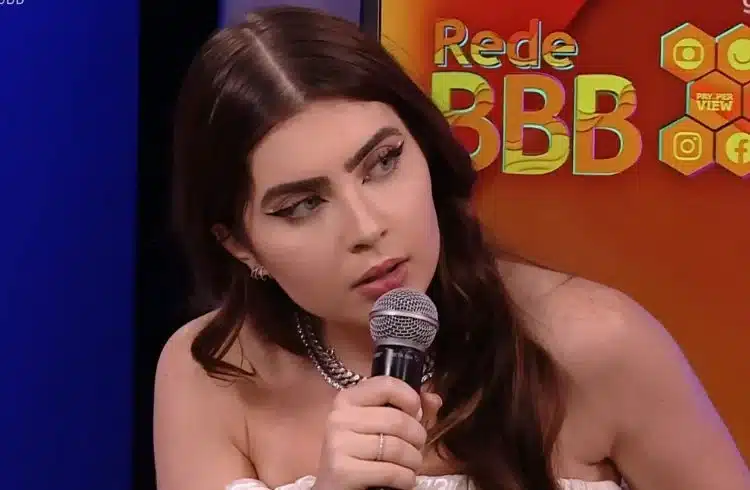 BBB22: Climão! Larissa insinua que Jade ficou com Paulo André por interesse (Reprodução)