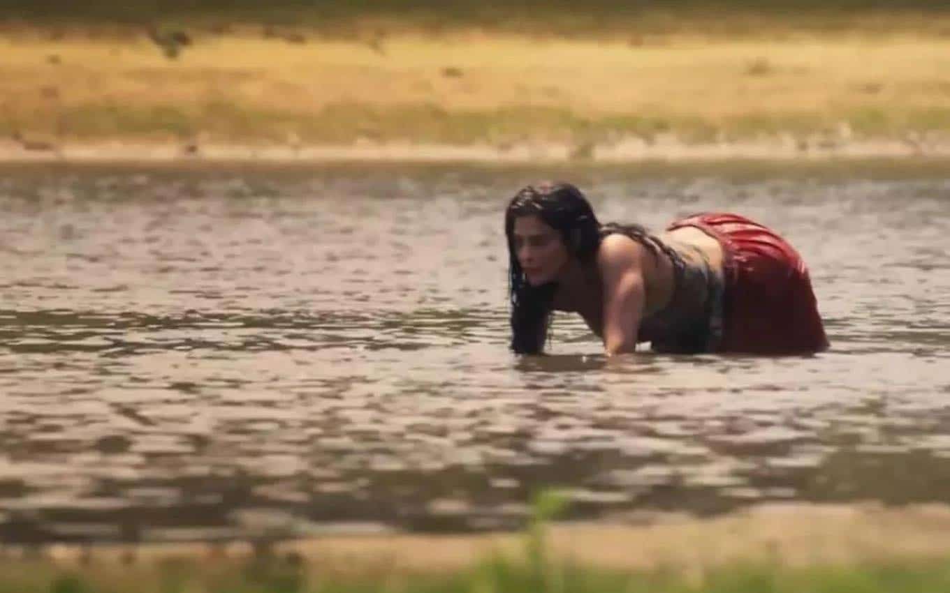 Pantanal: Descubra como Juliana Paes vira onça e briga com cobra na trama