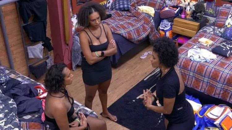 BBB 22: Produção analisa atitude de Natália e sister pode ser expulsa a qualquer momento: 'Agressão grave'