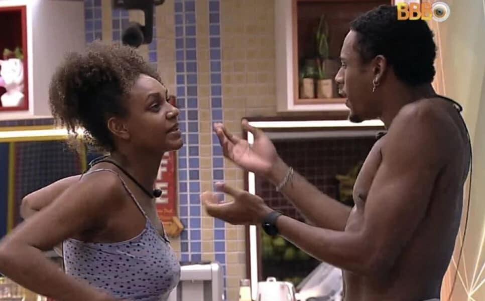Jessilane e Paulo André no BBB22; tiveram uma discussão tensa após a festa (Foto: Reprodução / Globoplay)