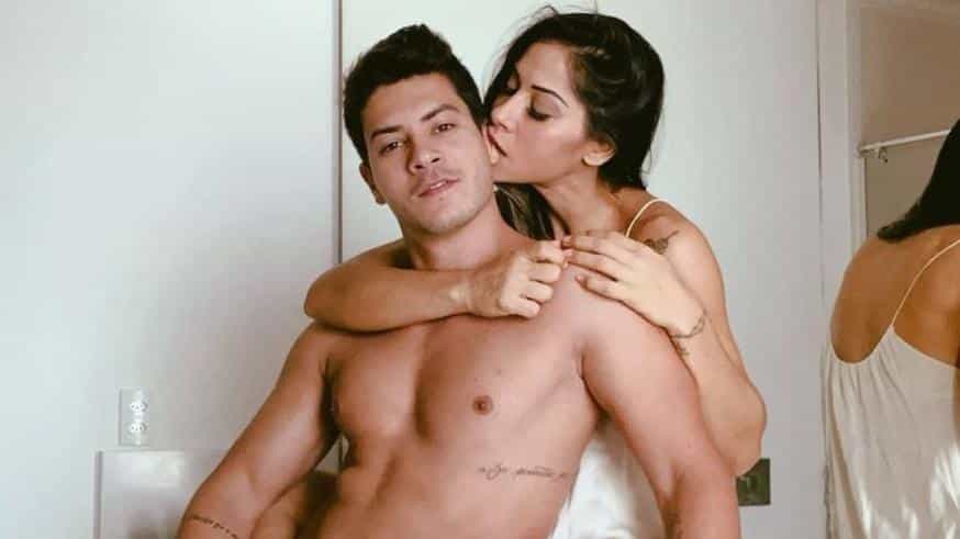 Arthur Aguiar e Maíra Cardi (Foto: Reprodução)