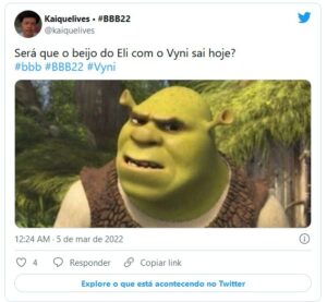 Web ficou em polvorosa com a possibilidade de Vyni e Eli se beijarem no BBB22 (Foto: Reprodução / Twitter)