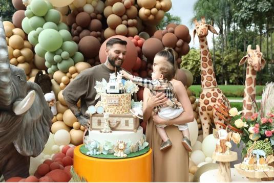 Lucas Lucco e Lorena comemoram juntos o aniversário dos filhos (Foto: Reprodução)