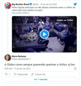 Internautas não gostaram de ver a Globo desmascarando Arthur no BBB22 (Foto: Reprodução / Twitter)