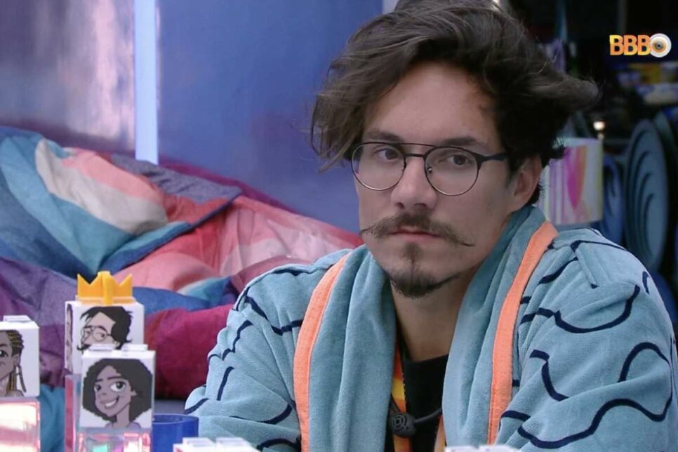 BBB22: Fotos de Eliezer antes de plástica deixam brothers em choque (Reprodução)