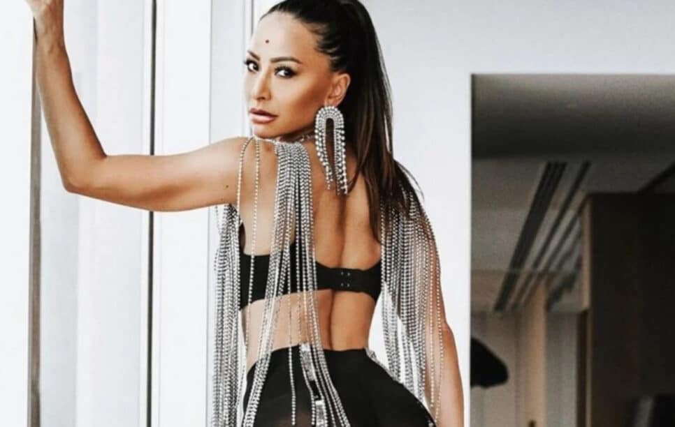 Sabrina Sato abre o jogo e conta porque decidiu posar nua: "Quase não fiz" (Foto: Reprodução / Instagram)