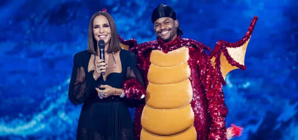 David Junior era o Dragão no The Masked Singer (Foto: Globo)