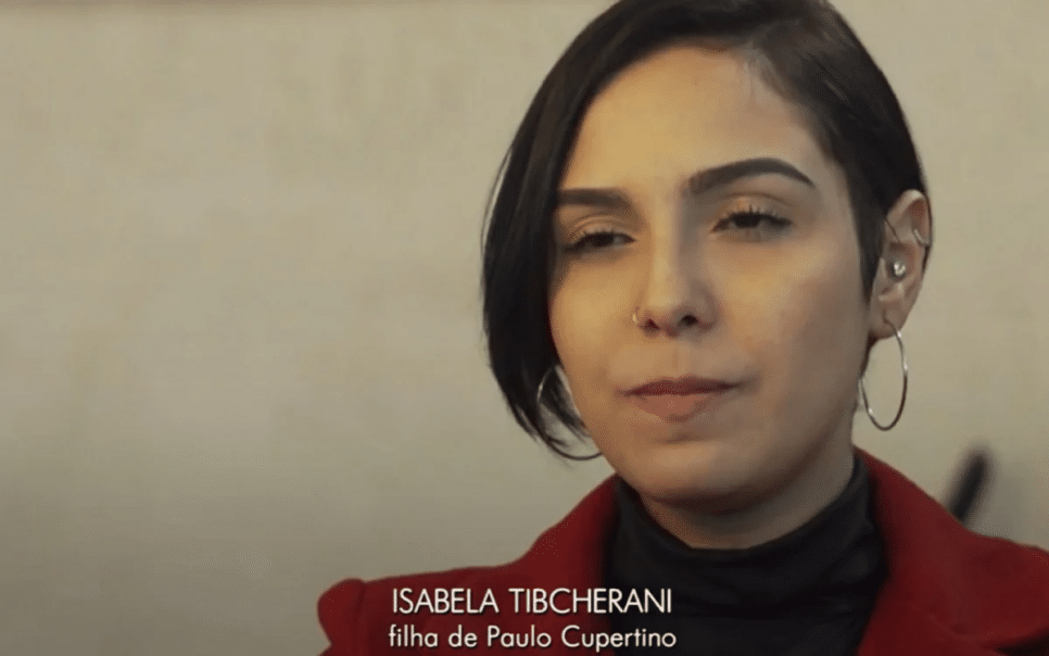 Isabela Tibcherani entrevista Fantástico