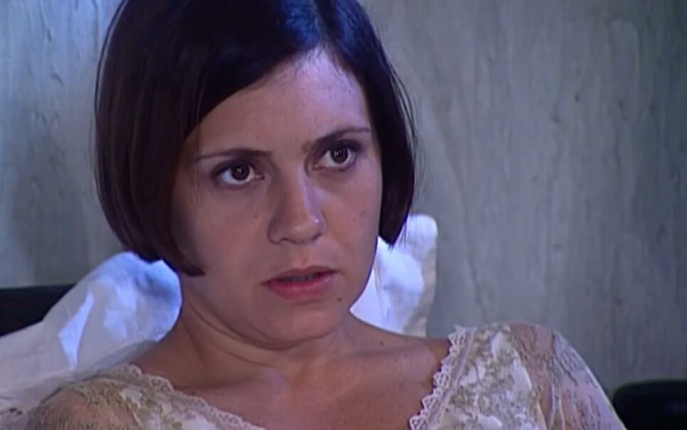 O Cravo e a Rosa: Catarina maltrata Marcela e a humilha sem dó