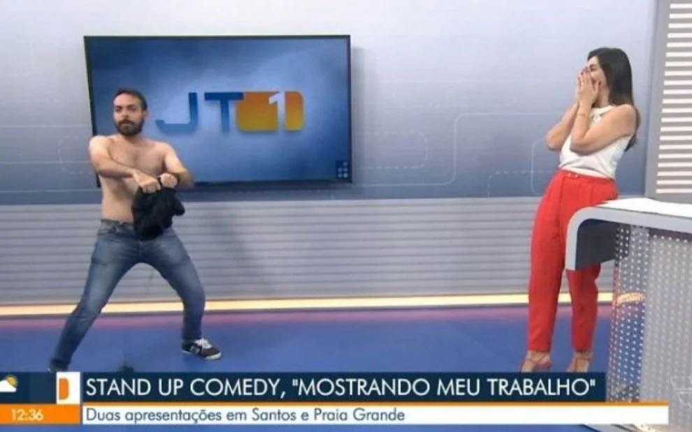 Humorista tira a roupa em jornal da Globo e deixa jornalista sem graça ao vivo