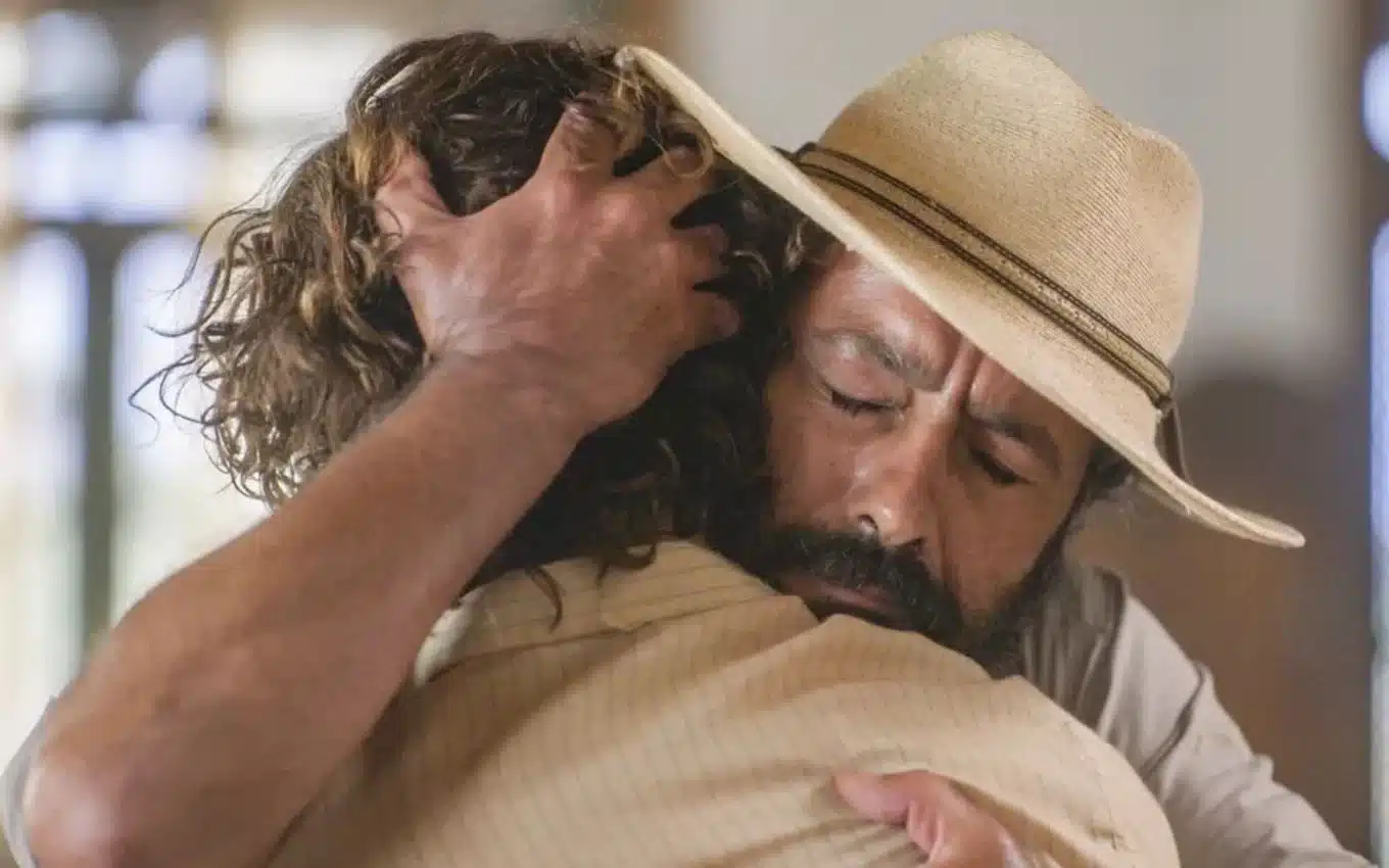 Pantanal: Após perder a mãe, Jove decide mudar e pede perdão a José Leôncio (Reprodução)